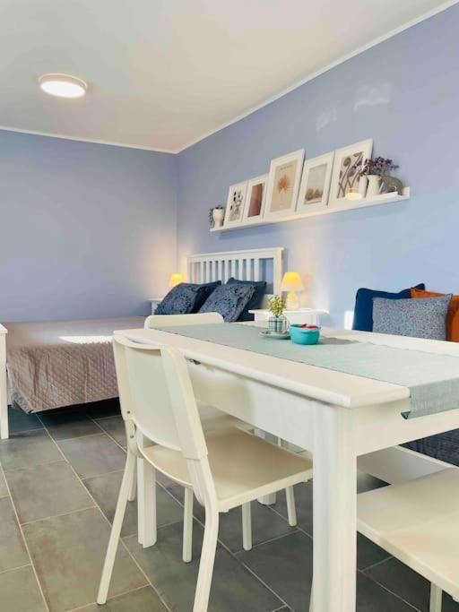 Cozy, Newly Renovated Apartment In Gavrio. Exterior photo